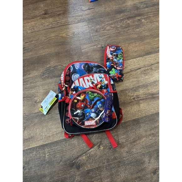 Other - Marvel 17" Backpack 4-Piece Set Lunch Tote ID Case Padded Laptop Sleeve New NWT